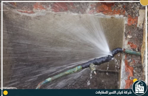فني كشف تسربات المياه بجدة